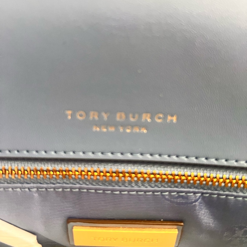PRICE Drop!🌟 New Authentic Tory Burch Willa Small Shoulder Bag Elegant & Chic💙 - Picture 3 of 7